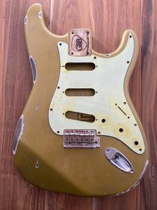 TrueTone Strat Relic Stratocaster Body, Aged Nitro Vintage Gold